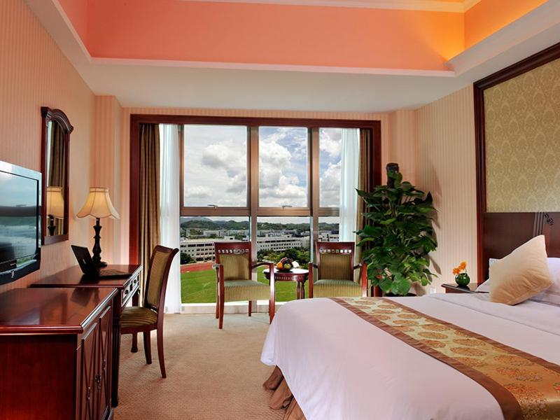 Vienna Hotel - Shenzhen Higher Education Mega Center Экстерьер фото