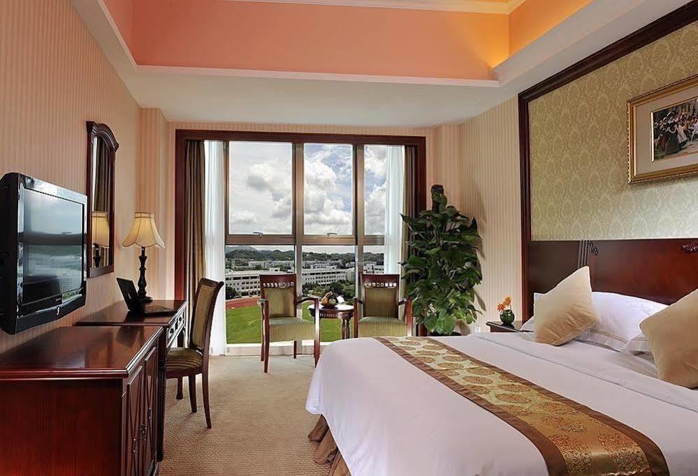 Vienna Hotel - Shenzhen Higher Education Mega Center Экстерьер фото